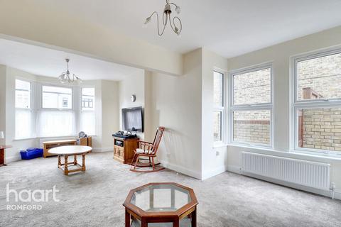 7 Princes Road, Romford, RM1 2SR