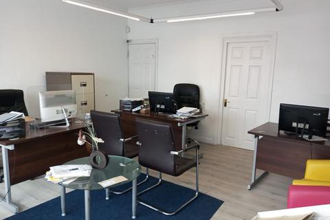 Serviced office to rent, barkingside, clayhall, ig1,ig2,ig3,ig4,ig5,ig6,ig8 IG6