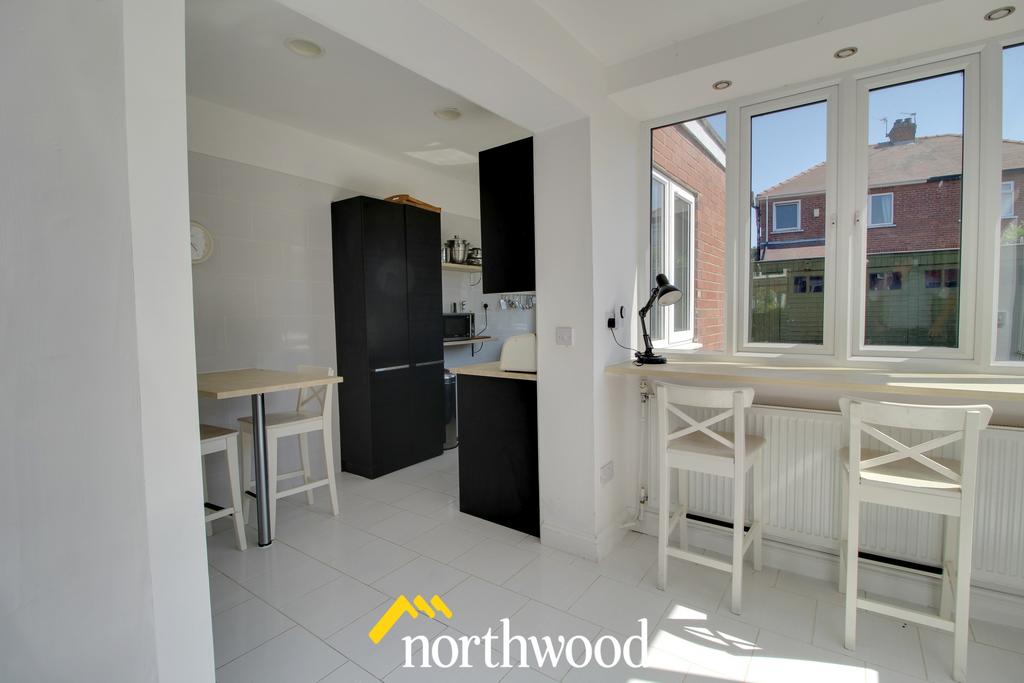 Grove Hill Road, Doncaster DN2 3 bed semidetached house for sale £