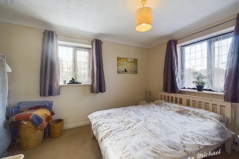 1 bedroom end of terrace house for sale, Westfield, Aylesbury, Buckinghamshire