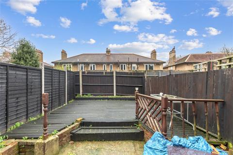 4 bedroom terraced house for sale, Trehurst Street, London, E5