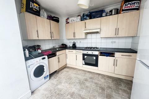 3 Sedgeway, London, SE6 1JR