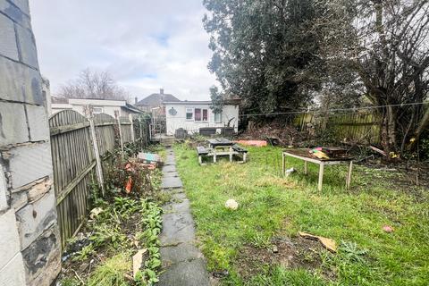 3 Sedgeway, London, SE6 1JR