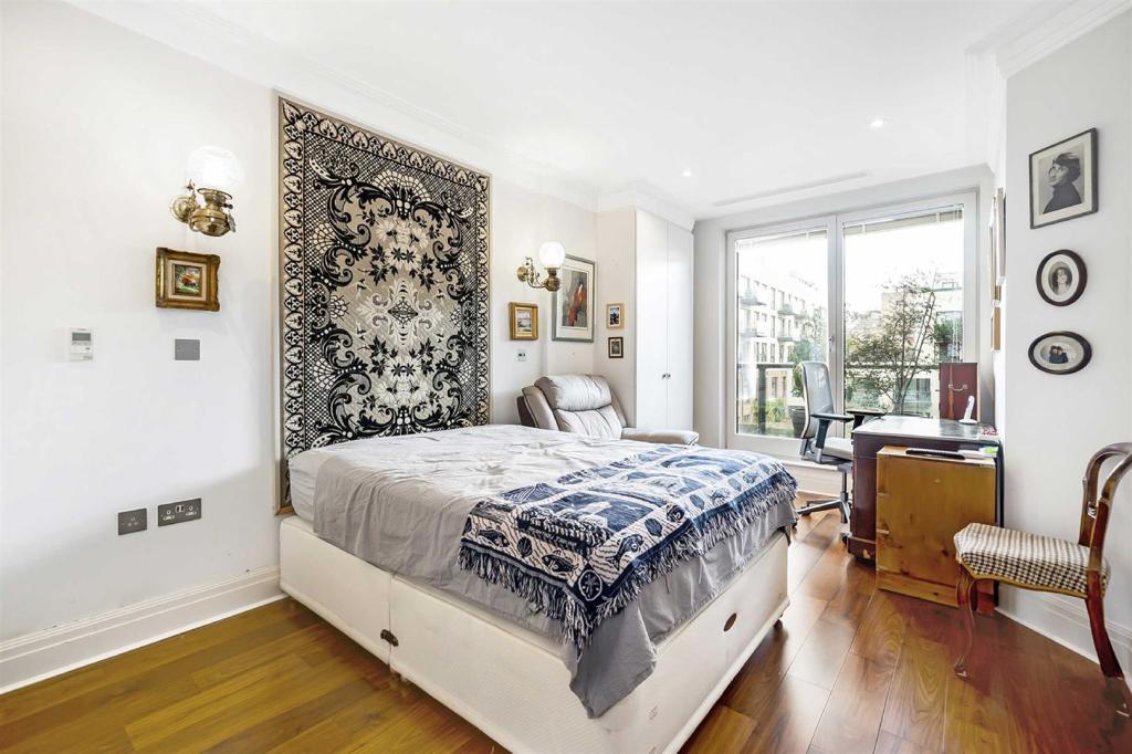 West-heath-place-golders-hill-nw11-2