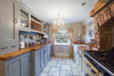 5 Beck Hill, Tealby, Market Rasen, LN8 3XS