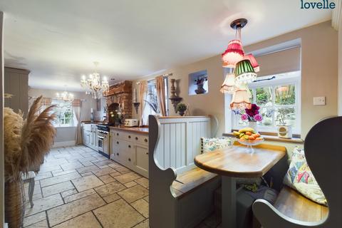 5 Beck Hill, Tealby, Market Rasen, LN8 3XS