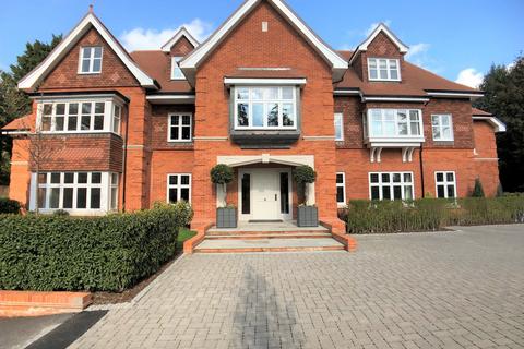 3 bedroom apartment to rent, Penn Road, Beaconsfield, HP9
