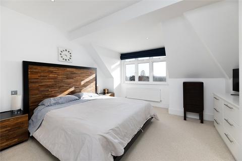 49b Cottenham Park Road, London, SW20 0SB