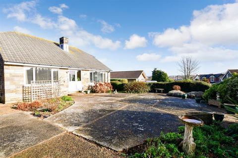 2 bedroom detached bungalow for sale, Everard Close, Freshwater, Isle of Wight