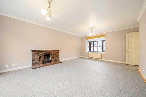 12 Ilex Close, Sonning Common, Reading, RG4 9LG