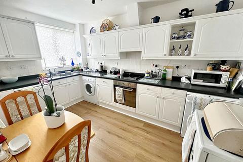 2 bedroom ground floor flat for sale - Meadowfield, Monkseaton, Whitley Bay, Tyne and Wear, NE25 9YD
