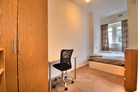 6 bedroom flat to rent, Ashgate Road, Sheffield S10