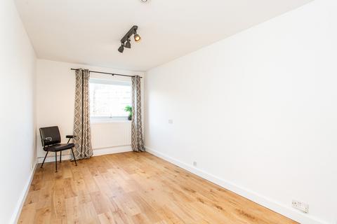 274 Rhodeswell Road, London, E14 7UE