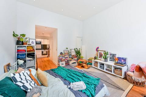 Studio for sale, Queensland Road, Islington, London, N7