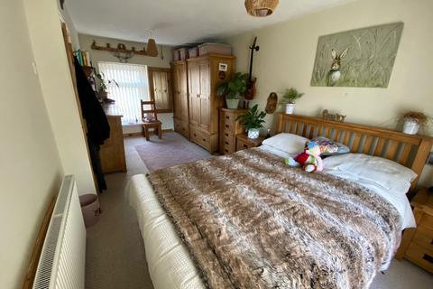 20 Taillwyd Road, Neath Abbey, Neath, SA10 7DY
