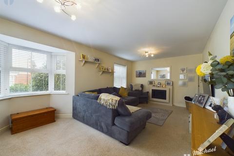 4 bedroom detached house for sale - Wiseman Close, Aylesbury