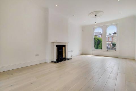 61 Windsor Road, London, E7 0QY