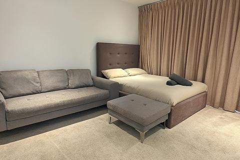 2 bedroom apartment to rent, Two Bedroom Apartment Waterside West Hendon NW9