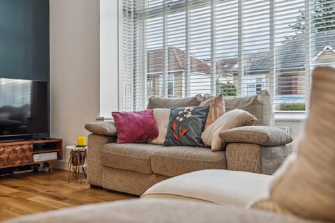 34 Leebank Drive, Glasgow, G44 3XD
