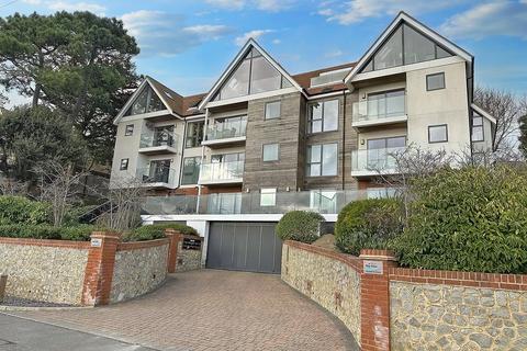 2 bedroom flat for sale, North Road, Hythe, Kent, CT21