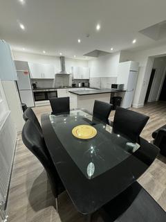 undefined, Good Size Room - All Bills Included, Seven Kings, IG3