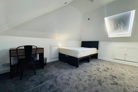 undefined, Good Size Room - All Bills Included, Seven Kings, IG3