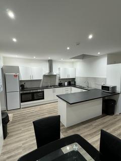 undefined, Good Size Room - All Bills Included, Seven Kings, IG3