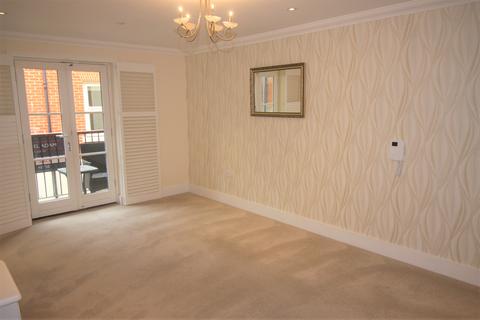 1 bedroom apartment for sale, High Street, Christchurch BH23