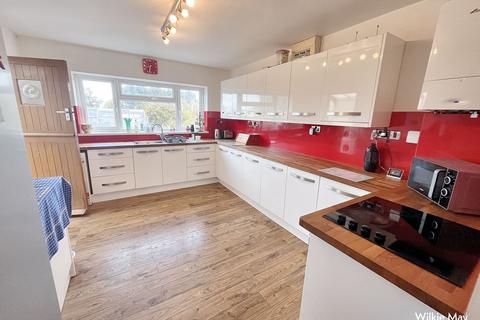 4 bedroom end of terrace house for sale, Hayfield Road, Minehead TA24