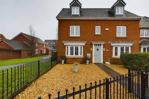 5 bedroom semi-detached house for sale, Ffordd Mograig, Llanishen, Cardiff. CF14