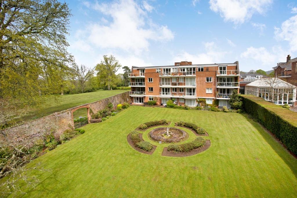 Lydeard TA4 2 bed apartment for sale £225,000