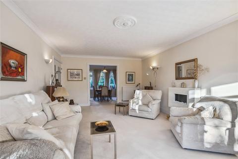 2 bedroom apartment for sale, Snells Wood Court, Little Chalfont, Amersham, Buckinghamshire, HP7