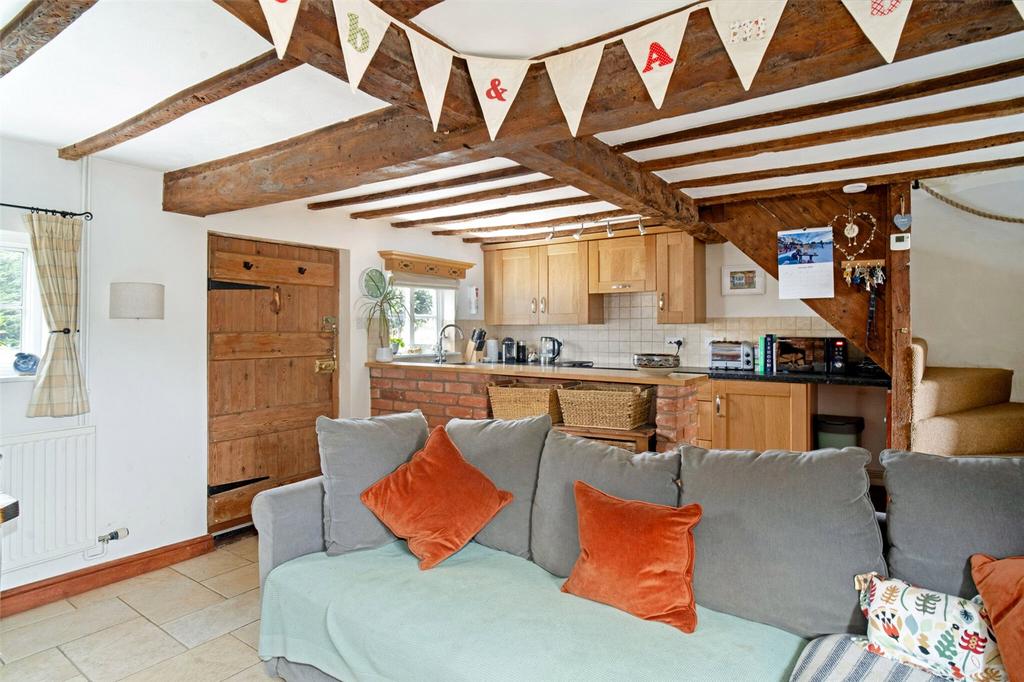 Sitting/Kitchen Area