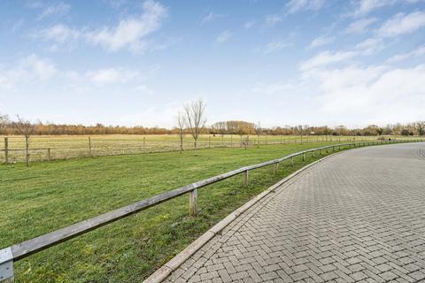 14 Howden Green, Steventon, Abingdon, OX13 6FY