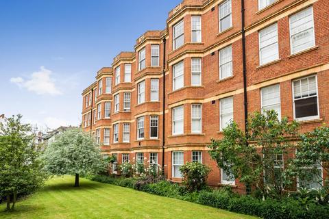 2 bedroom flat for sale, Fauconberg Road, Chiswick