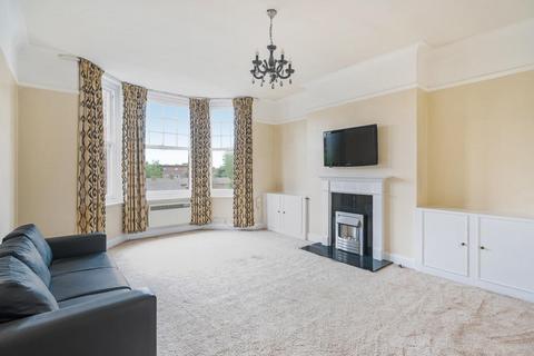 2 bedroom flat for sale, Fauconberg Road, Chiswick