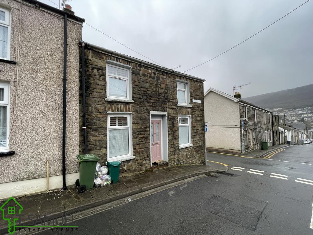 Phillip Street, Caegarw 3 bed terraced house for sale £139,950