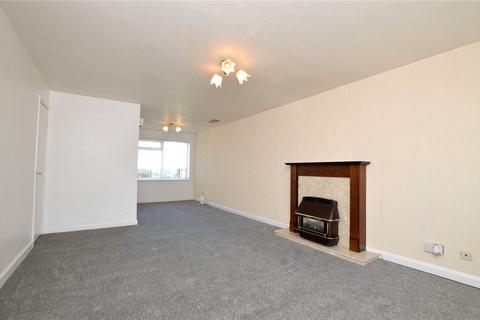 3 bedroom semi-detached house for sale, Kent Close, Pudsey, West Yorkshire