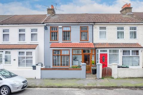17 Napier Road, Northfleet, Gravesend, DA11 7BZ