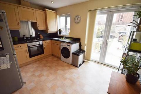 4 bedroom terraced house to rent, Brentleigh Way, Stoke-on-Trent ST1