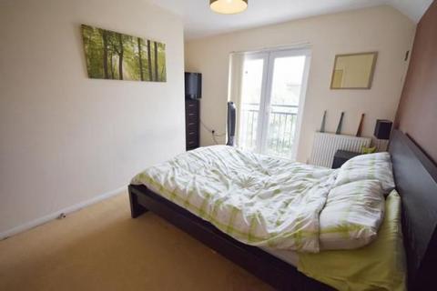 4 bedroom terraced house to rent - Brentleigh Way, Stoke-on-Trent ST1