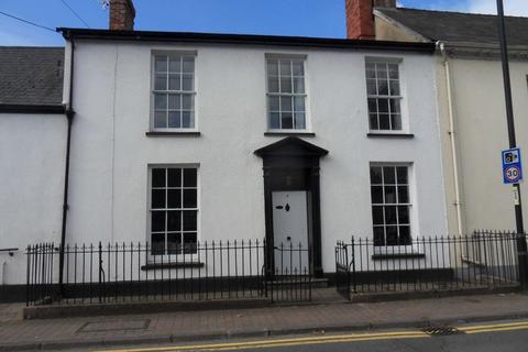 3 bedroom terraced house to rent, Porthycarne Street,, Usk