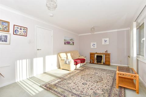 2 bedroom flat for sale, West Street, Havant, Hampshire