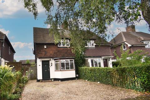 4 bedroom semi-detached house for sale, Priory Close, Denham, Buckinghamshire, UB9