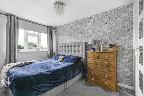 26 Stile Path, Sunbury-on-thames, TW16 6EH