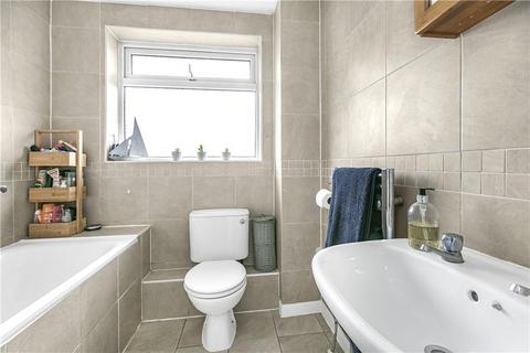 26 Stile Path, Sunbury-on-thames, TW16 6EH