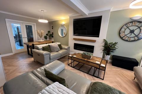 36 Clydach Road, Tonypandy, CF40 2BD