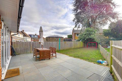 89 Grove Road, Emmer Green, Reading, RG4 8LW