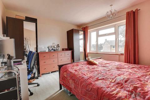 89 Grove Road, Emmer Green, Reading, RG4 8LW