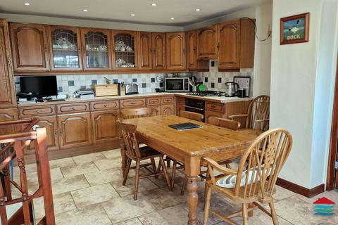 3 bedroom semi-detached house for sale, Mynydd Nefyn, Nefyn, LL53